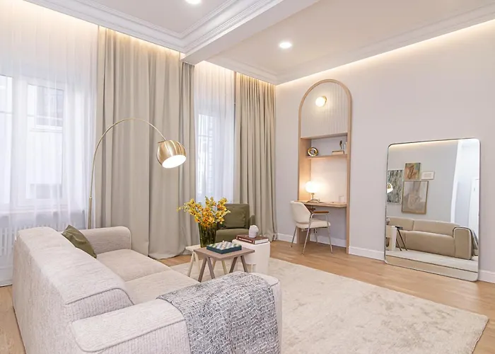 #stayhere - Authentic & Artsy In Heart Of Old Town Vilnius